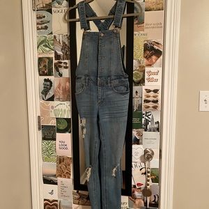 Women’s Medium Wash Ripped Overalls